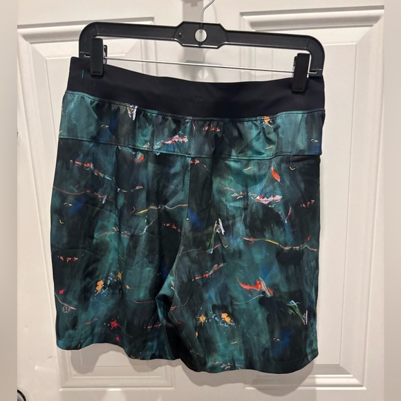 Lululemon T.H.E. 7” Short *Linerless Paint Spark Multi, Small, New - Picture 3 of 6